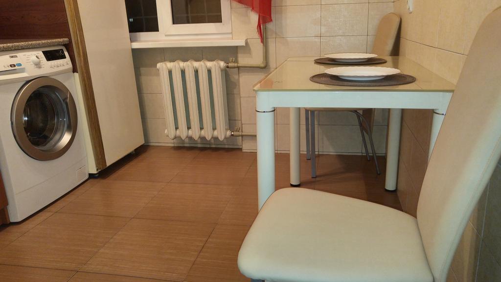 Apartment Near Dnipro Arena Екстериор снимка